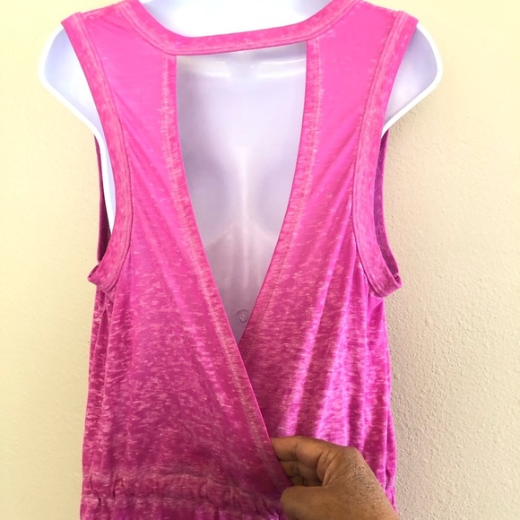 BECCA Woman’s Beach Date Romper V-Neck Plunge  Back Cutout Beach Cover Up Size S - Picture 5 of 14